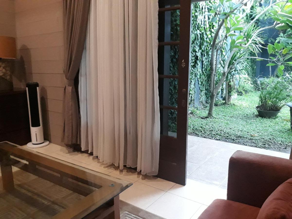 Alsalam Syariah Guesthouse Solo Εξωτερικό φωτογραφία