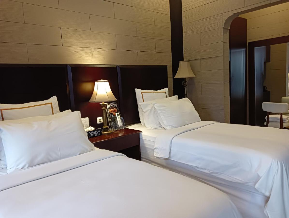 Alsalam Syariah Guesthouse Solo Εξωτερικό φωτογραφία